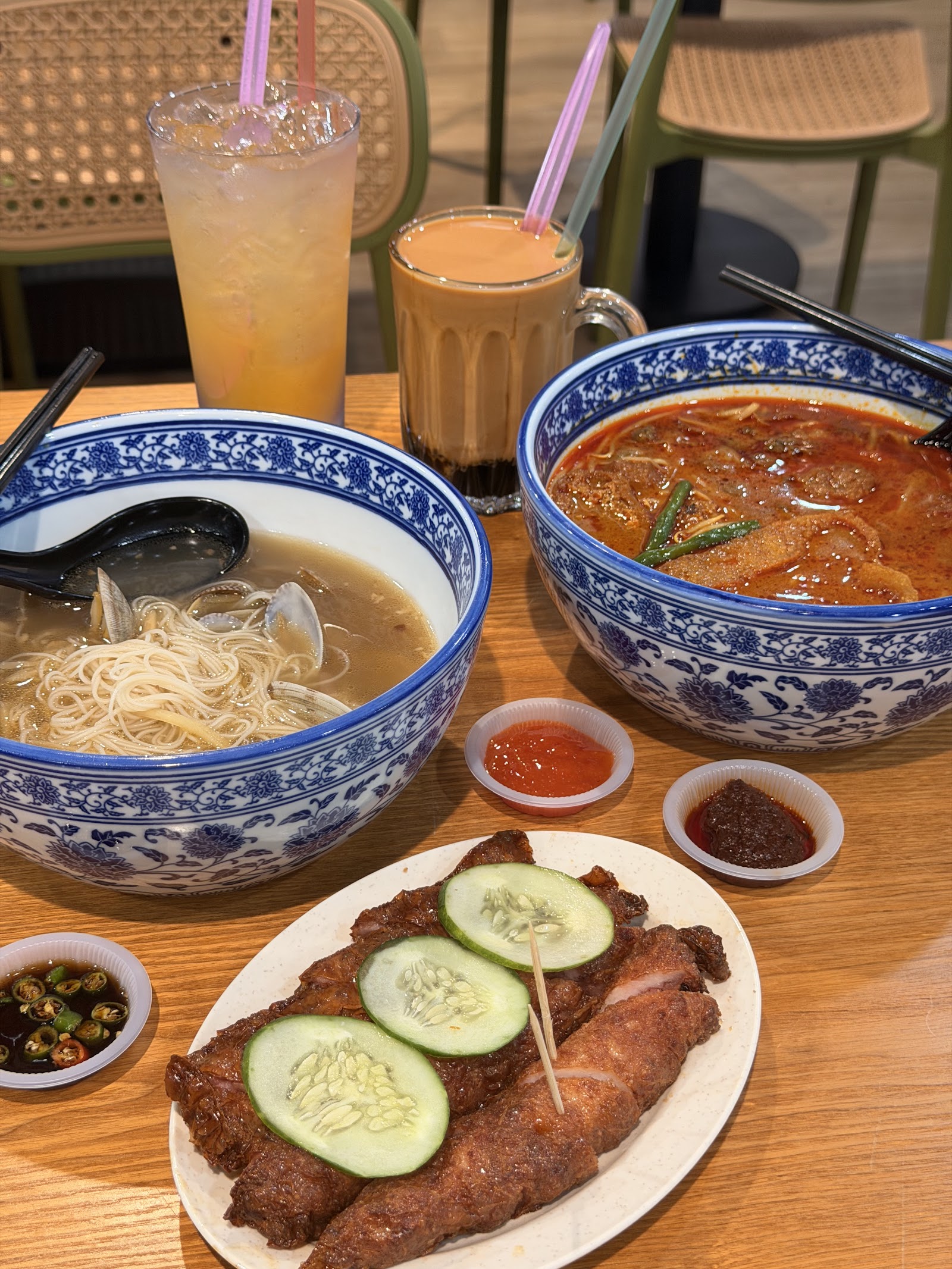 Lian Jie Noodle House plus (总行） 8
